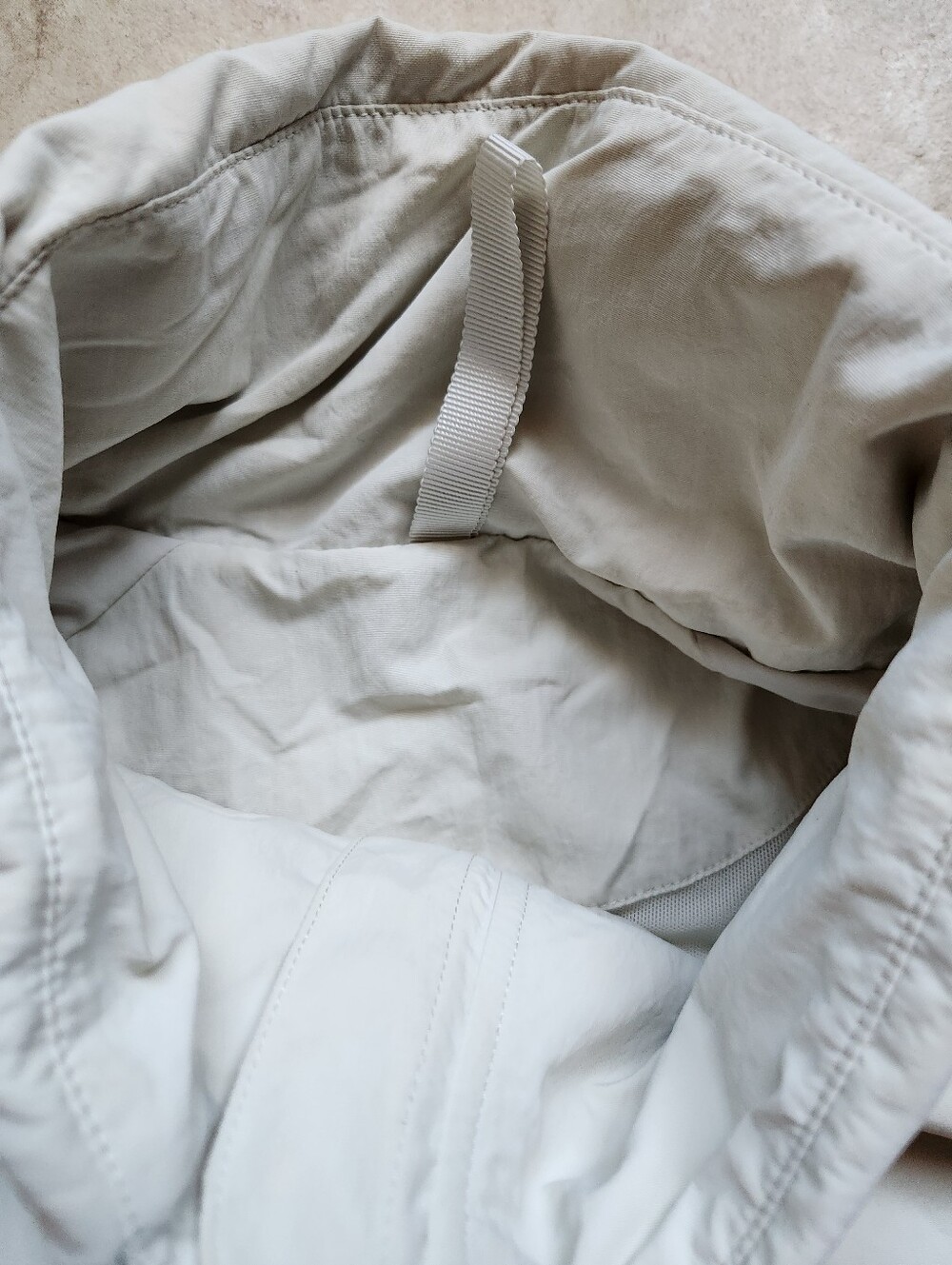 Lululemon Always Effortless Jacket Off White Cream Neutral Size 12 High Neck Zip - Picture 8 of 16